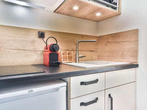 Photo de la galerie de l'établissement Studio cosy au pied des pistes - 4 pers - Idéal ski et VTT - Proche golf et centre - FR-1-685-53, aux Gets