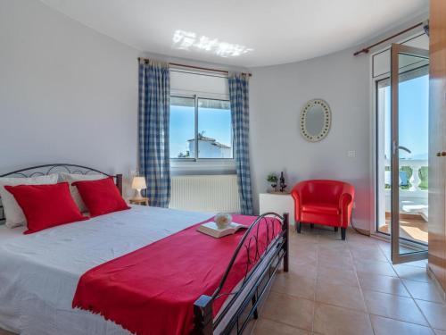 Posteľ alebo postele v izbe v ubytovaní Casa con Piscina, A/A, Wifi, Barbacoa, a 200 m de la Playa - ES-89-75