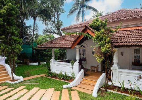 Gallery image of SaffronStays Amancio, Bardez - portugese-style luxury pool villa in North Goa in Bardez