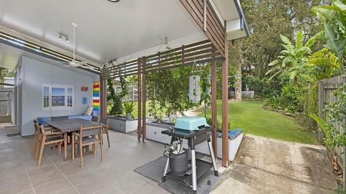Zahrada ubytování 20 Roslin St Moffat Beach QLD
