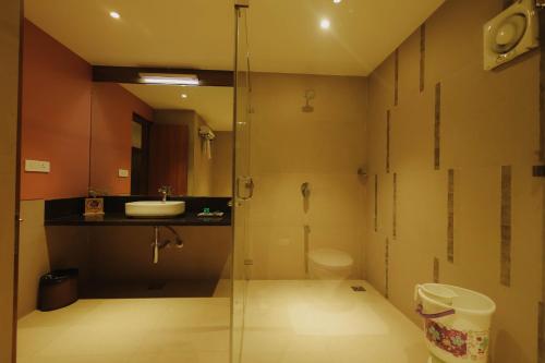 Un baño de Shamrock Greens by Jardin Hotels