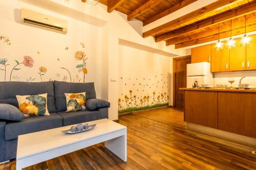 APARTAMENTO PATIO ANDALUZ EN SEVILLA
