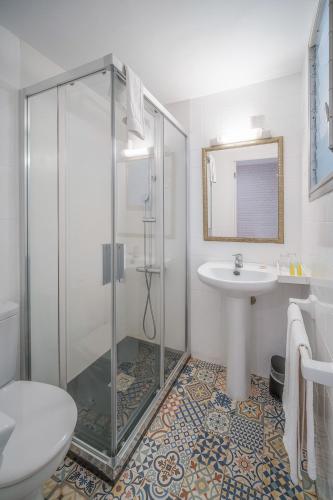 Koupelna v ubytování Hostal Menurka