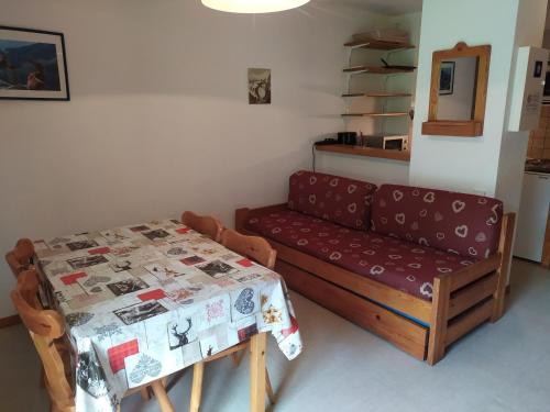 Appartement 4 pers Termignon avec wifi, parking, casier à ski - FR-1-508-151