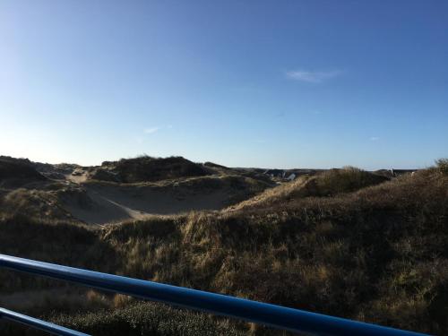 Fort-Mahon-Plage: Appartement 3 chambres proche plage, grand balcon, parking - FR-1-482-42