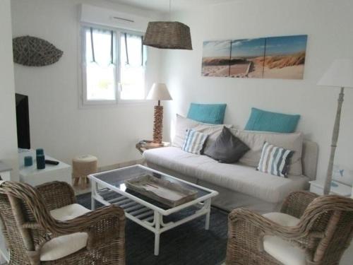 Appartement Moderne à Capbreton Près des Plages avec Terrasse et Parking - FR-1-239-455