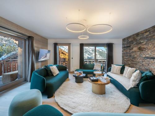 Appartement Moderne avec Cheminée, Balcon Sud et Proche Télésiège à Méribel - FR-1-565-62