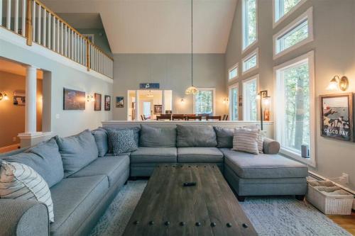 Χώρος καθιστικού στο Waterfront, Luxury, Spacious home in Freeport!