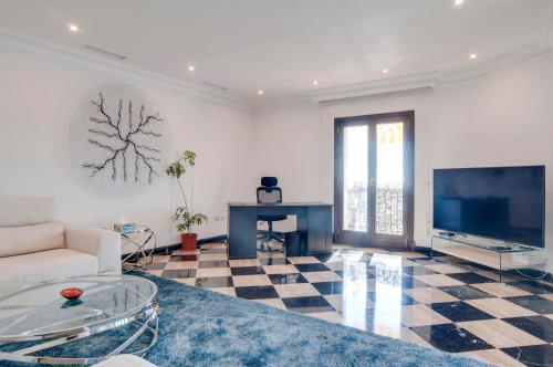 218 Puerto Banus Marbella Front Line 270 meters