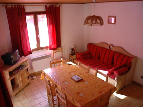 Charmant 3 pièces pour 6, balcon exposé Sud, au cœur de Valloire - FR-1-263-77