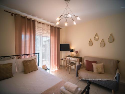 Postel nebo postele na pokoji v ubytování Golden Drop - Central Spot Apartments