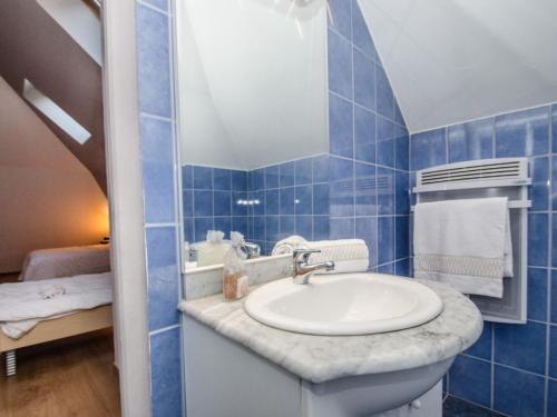 Kúpeľňa v ubytovaní Charmant duplex au cœur de Chamonix avec terrasse, wifi et parking - FR-1-343-183