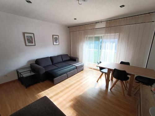 Gran apartamento cerca del mar y Castillo