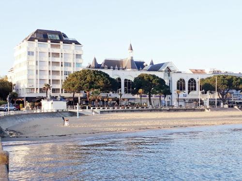 Arcachon T3 Lumineux 50m Plage Centre Ville avec Parking et WIFI