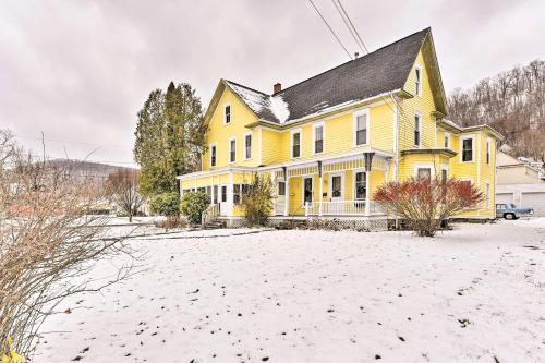 Victorian Home in Historic Downtown Warren!, Warren – Updated 2023 Prices