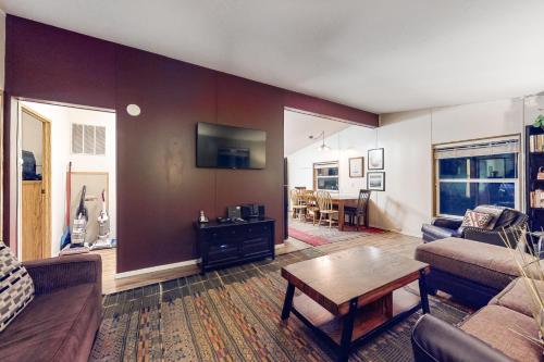 BLK Beach House – Photos 3
