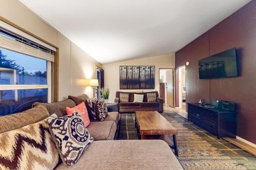 BLK Beach House – Photos 2