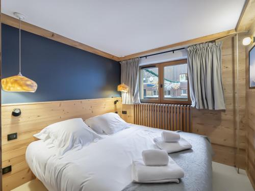 Photo de la galerie de l'établissement Appartement rénové au cœur de Courchevel 1850, 4 chambres, 8 pers. - FR-1-564-50, à Courchevel