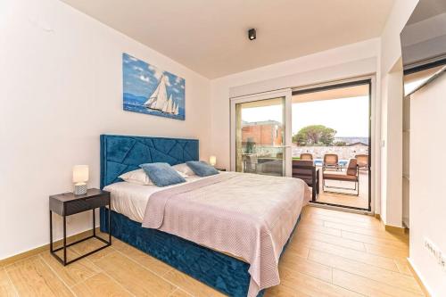 Postel nebo postele na pokoji v ubytování Villa Cissa,brand new villa with private pool