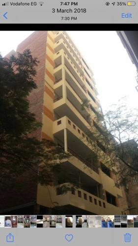 a screenshot of a picture of a tall building at الهرم شارع الزعفران من احمد ماهر خلف محافظة الجيزة in Cairo
