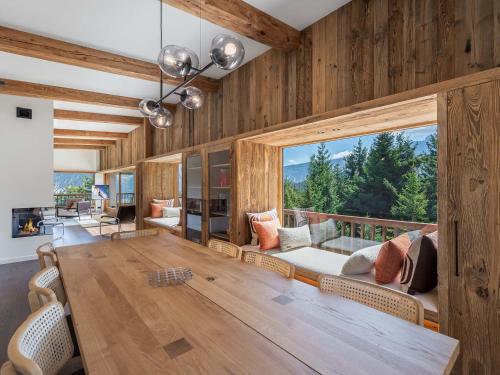 Appartement Courchevel - 3 chambres, 6 personnes, cheminée, parking, Wi-Fi - FR-1-564-91