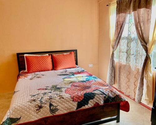 Una cama o camas en una habitación de Soufriere, Home of the Pitons