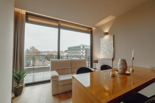 City Center Premium Apartment by Vacationy