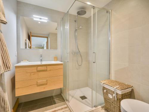 Appartement T3 à Morzine avec Jacuzzi Privatif, Proche Navettes, 8 Pers.