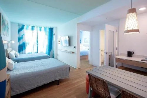 Universal's Endless Summer Resort - Surfside Inn and Suites photo 37