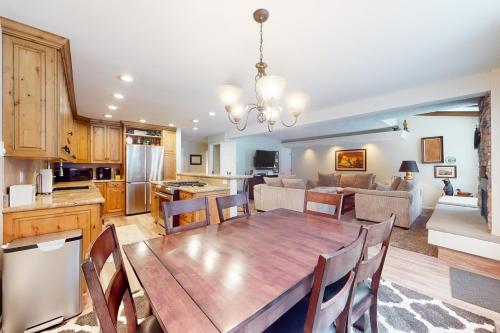 Rocky Mountain Retreat – Photos 3
