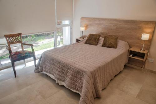 Postel nebo postele na pokoji v ubytování Le Cuyen Flat