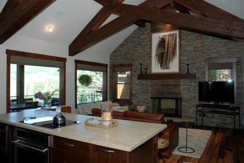 Luxury Mountain Cabin – Photos 5