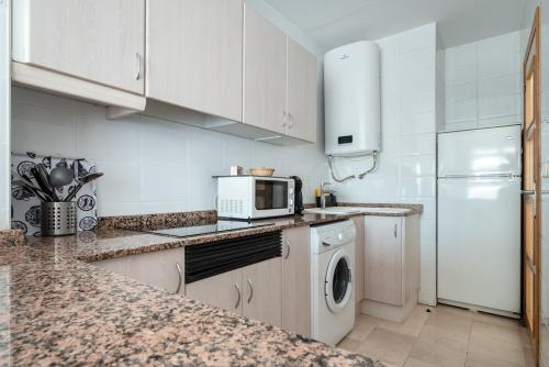 BET Apartments - Sunrise Beach Apartments