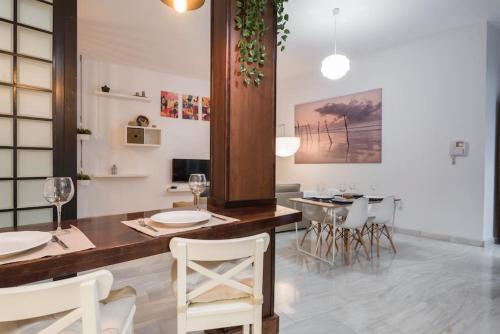 Spacious loft in the historic center