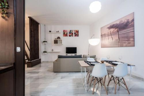 Spacious loft in the historic center