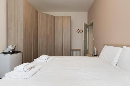 I Host Apartment - Giambellino 40