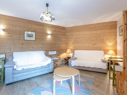 Appartement spacieux avec wifi, parking, balcon Sud à 10 min des commodités