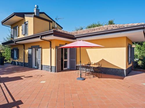Charming Holiday Home in Piedimonte Etneo with Pool