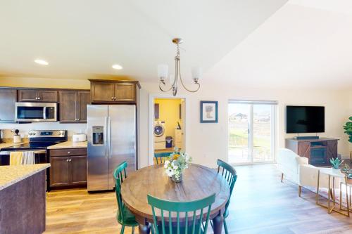 Sunnyside Suite #1 – Photos 4