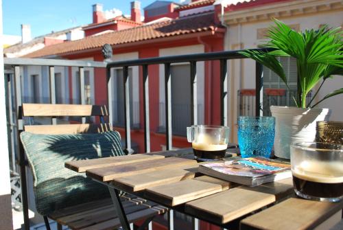 Montaño II & old town by ELE Apartments
