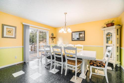 Φωτογραφία από το άλμπουμ του Stay-N-Play Getaway σε Thompsonville