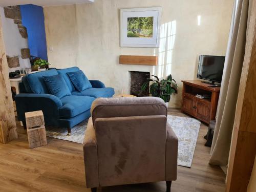 Blacksmiths Cottage – Photos 2