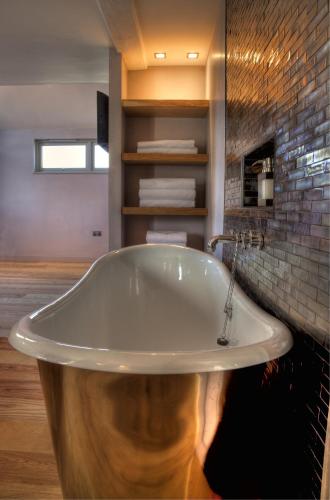 Un baño de Strattons