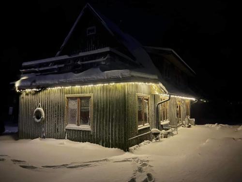 Samblatalu Homestay v zimě