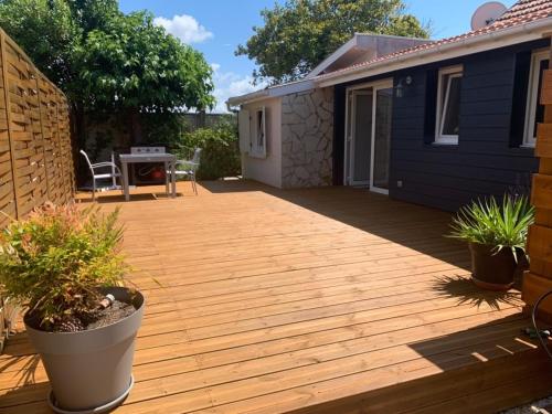 Arcachon: Charmante maison T3 avec terrasse, Wi-Fi, climatisation et proche plage - FR-1-319-410