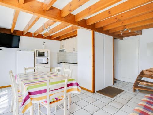 Photo de la galerie de l'établissement Maison cosy à Biscarrosse Lac pour 6 pers, proche plage, parking privé - FR-1-521-97, à Biscarrosse
