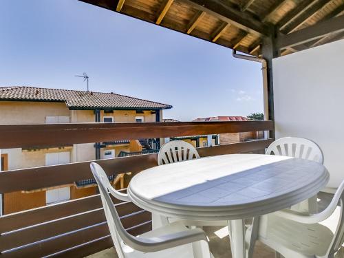 Photo de la galerie de l'établissement Duplex à Biscarrosse Plage pour 4 pers., proche océan, balcon et équipements complets - FR-1-521-77, à Biscarrosse-Plage