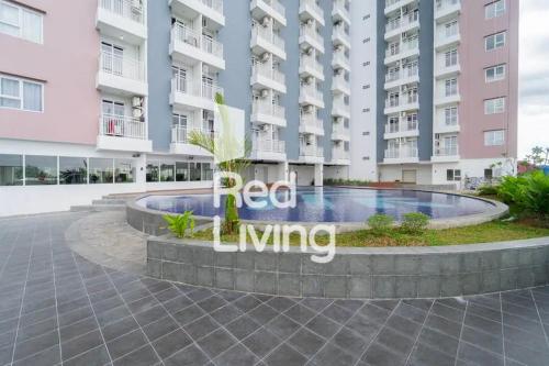 Πισίνα στο ή κοντά στο RedLiving Apartemen JP Bogor - Fix Room