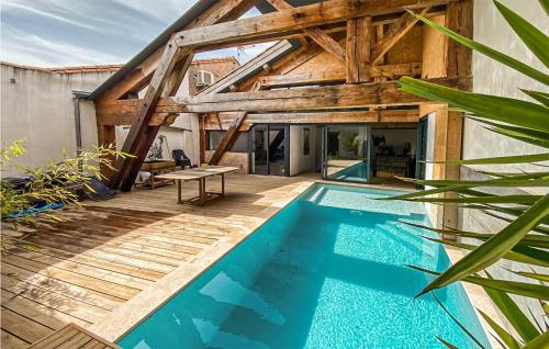 Beautiful Home In Capestang With Wifi, Heated Swimming Pool And Private Swimming Pool