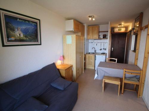 Appartement 2 pièces, 3 couchages, animaux admis, parking près des pistes - FR-1-297-51